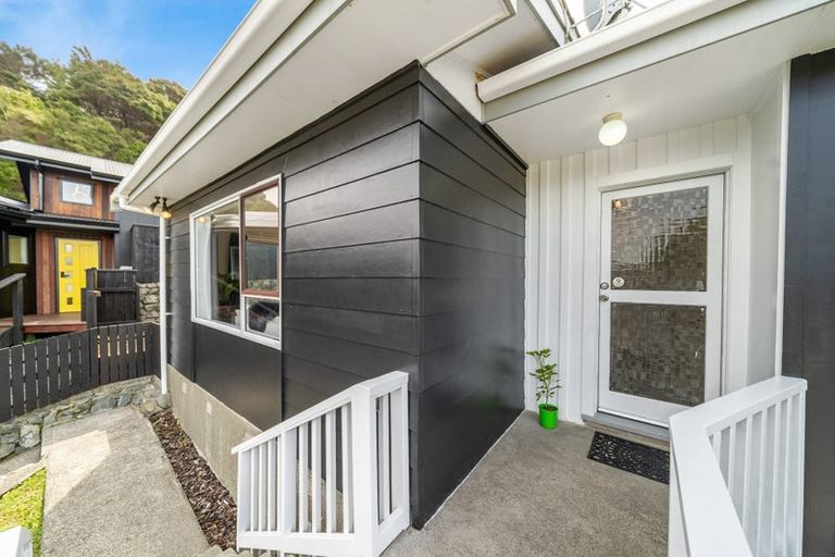 Photo of property in 9 Venus Place, Whitby, Porirua, 5024