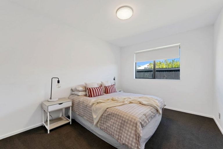 Photo of property in 20 Larne Place, Belfast, Christchurch, 8051