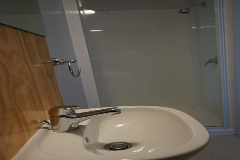 Photo of property in Urbane Apartments, 9/29 Webb Street, Mount Cook, Wellington, 6011
