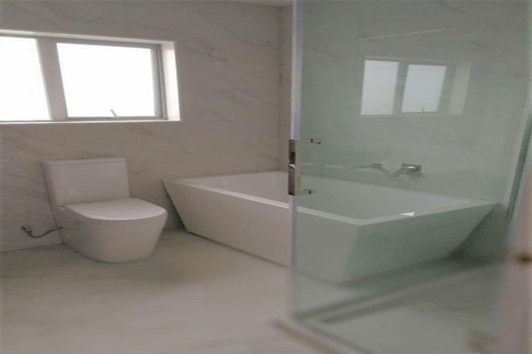 Photo of property in 61 Moore Street, Howick, Auckland, 2014