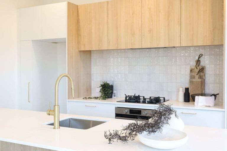 Photo of property in 92 Freedom Drive, Kelvin Grove, Palmerston North, 4470