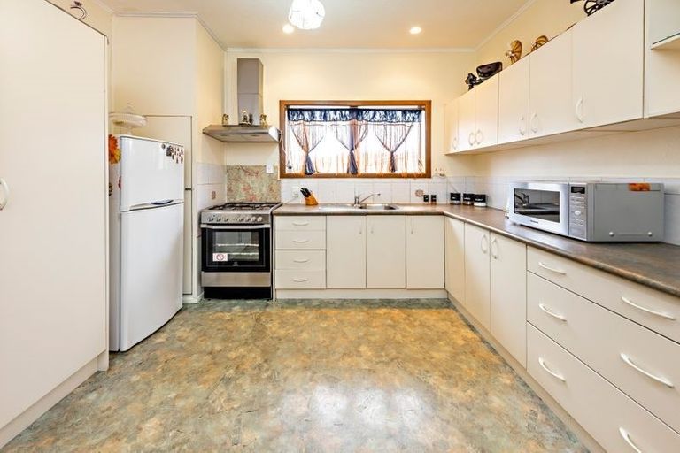 Photo of property in 1/44 Plunket Avenue, Papatoetoe, Auckland, 2104