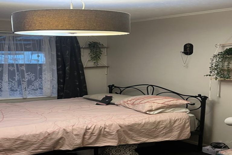 Photo of property in 2/92a Randolph Street, Woolston, Christchurch, 8062