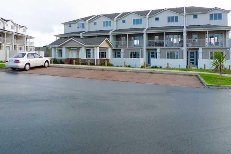 Photo of property in The Rise, 11/11 Hatfield Place, Albany Heights, Auckland, 0632