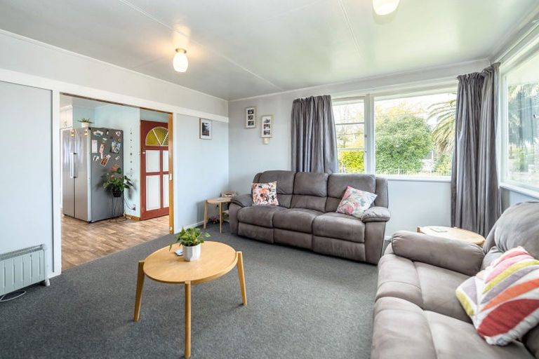 Photo of property in 11 Madden Place, Solway, Masterton, 5810