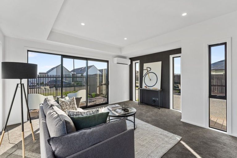 Photo of property in 21 Brooklands Street, Burwood, Christchurch, 8083