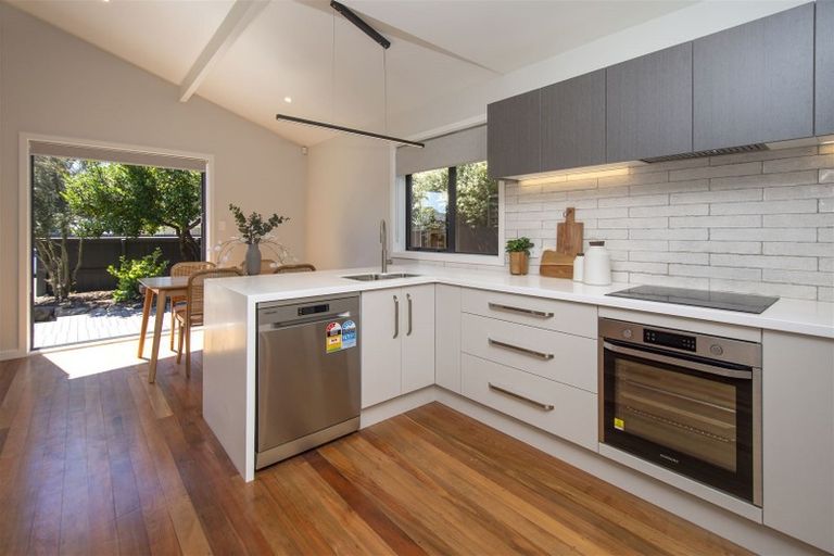 Photo of property in 17 Rossiter Avenue, Redwood, Christchurch, 8051