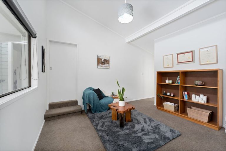 Photo of property in 5 Illana Place, Ranui, Auckland, 0612