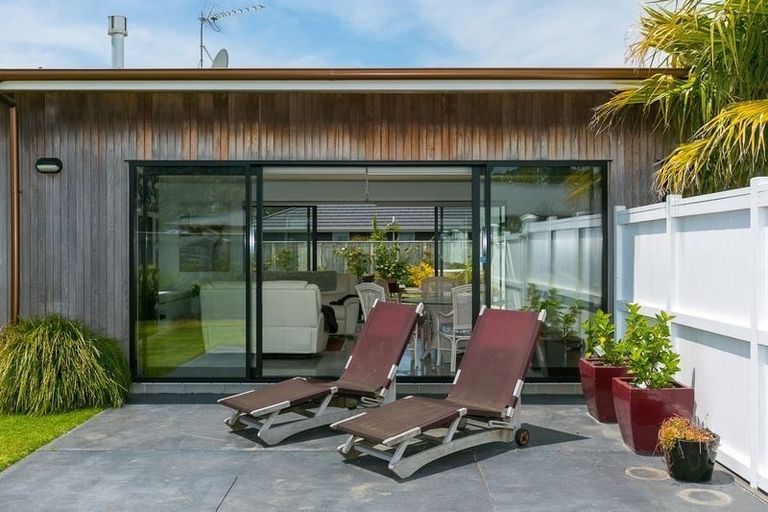 Photo of property in 9 Keene Drive, Bell Block, New Plymouth, 4312