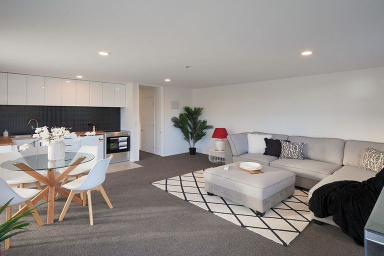 Photo of property in 23/15 Peterborough Street, Christchurch Central, Christchurch, 8013