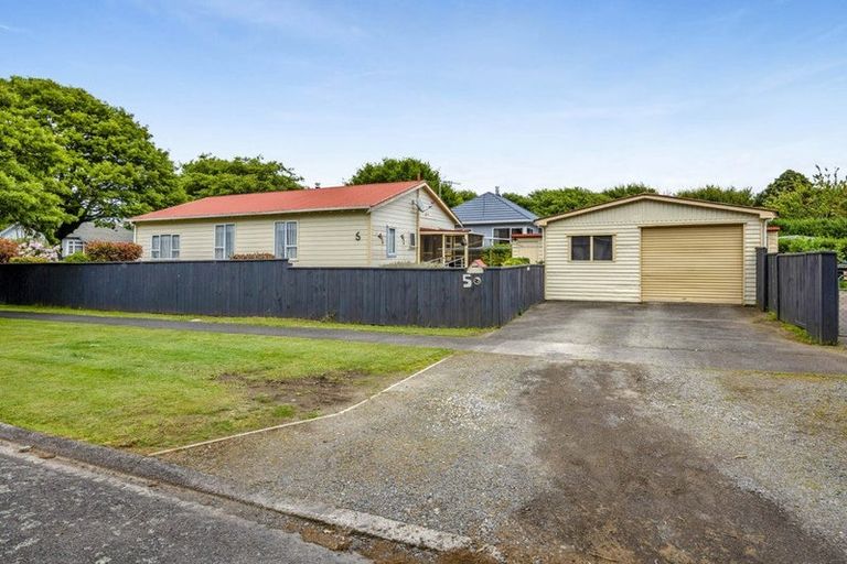 Photo of property in 5 Percy Avenue, Stratford, 4332