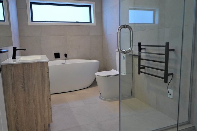 Photo of property in 35c Vincent Street, Howick, Auckland, 2014