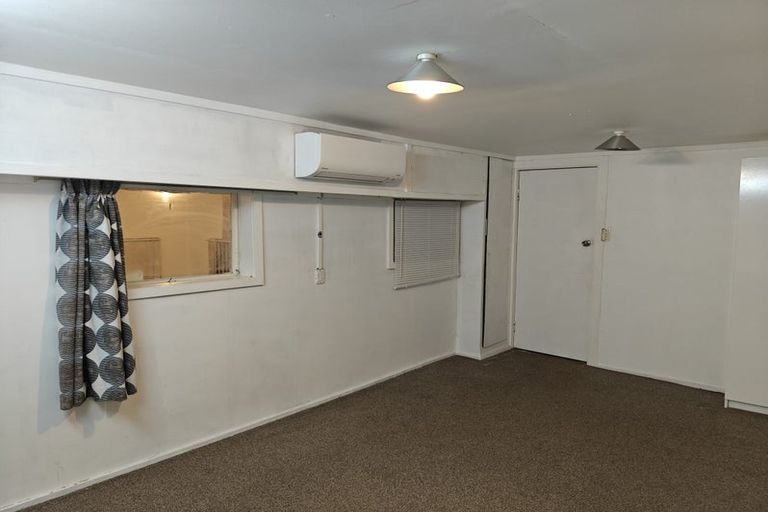 Photo of property in 21a Glenorchy Street, Glen Eden, Auckland, 0602