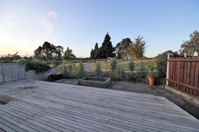 Photo of property in 1/11 Troon Place, Papatoetoe, Auckland, 2025