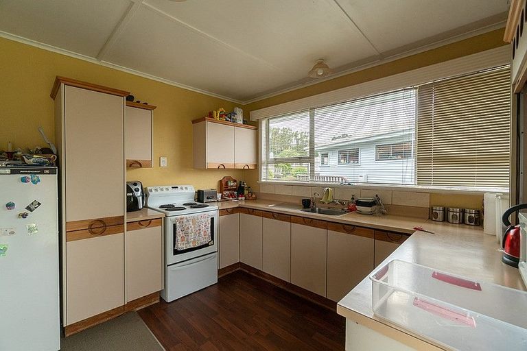 Photo of property in 10 Clearmont Crescent, Blagdon, New Plymouth, 4310