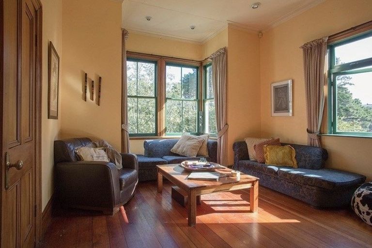 Photo of property in 1 Caprera Street, Melrose, Wellington, 6023