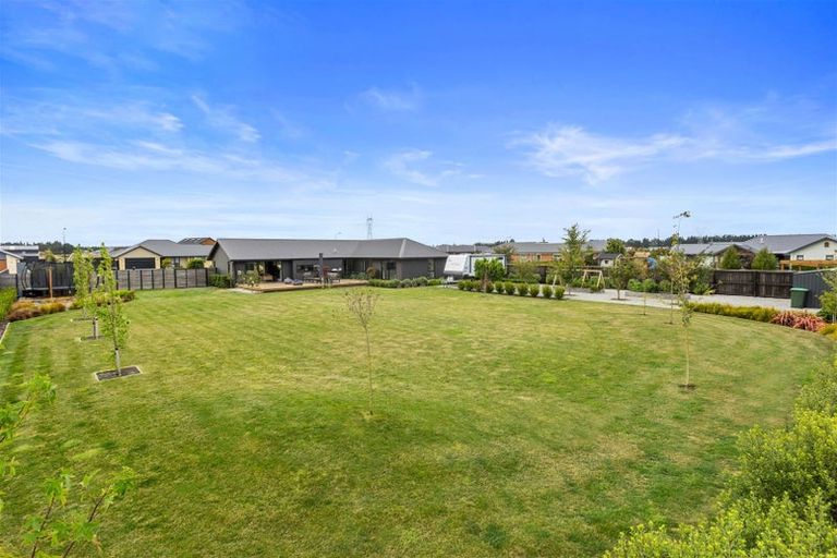 Photo of property in 77 Kingsdowne Drive, West Melton, 7618