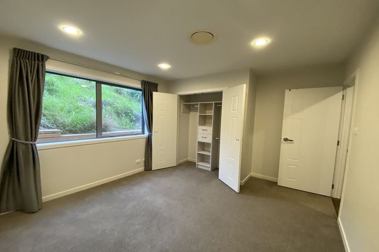 Photo of property in 70 Headland Drive, Long Bay, Auckland, 0630