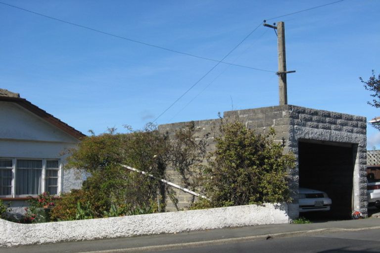 Photo of property in 63 Easther Crescent, Kew, Dunedin, 9012