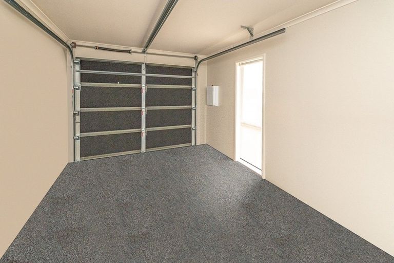 Photo of property in 33 Magnolia Crescent, Tawhero, Whanganui, 4501