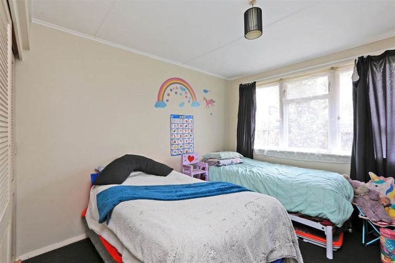 Photo of property in 8 Peterhead Place, Flaxmere, Hastings, 4120