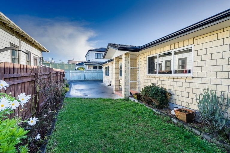 Photo of property in 10a Spring Street, Papatoetoe, Auckland, 2025