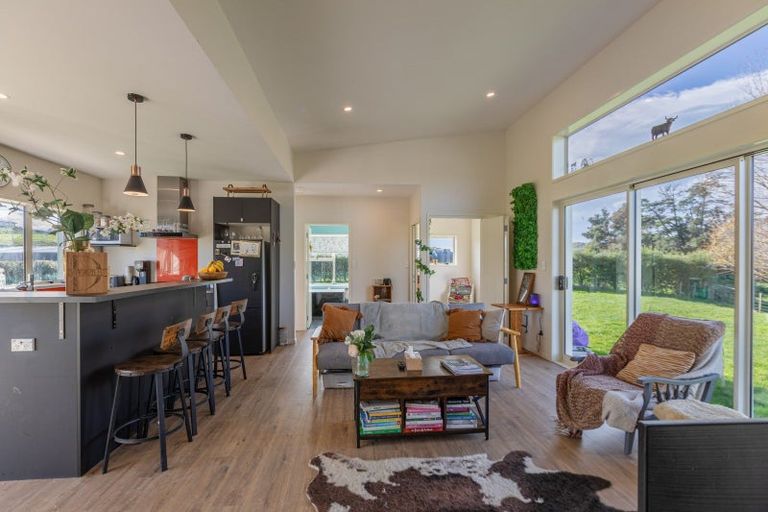 Photo of property in 60 River Road, Otane, Waipawa, 4271