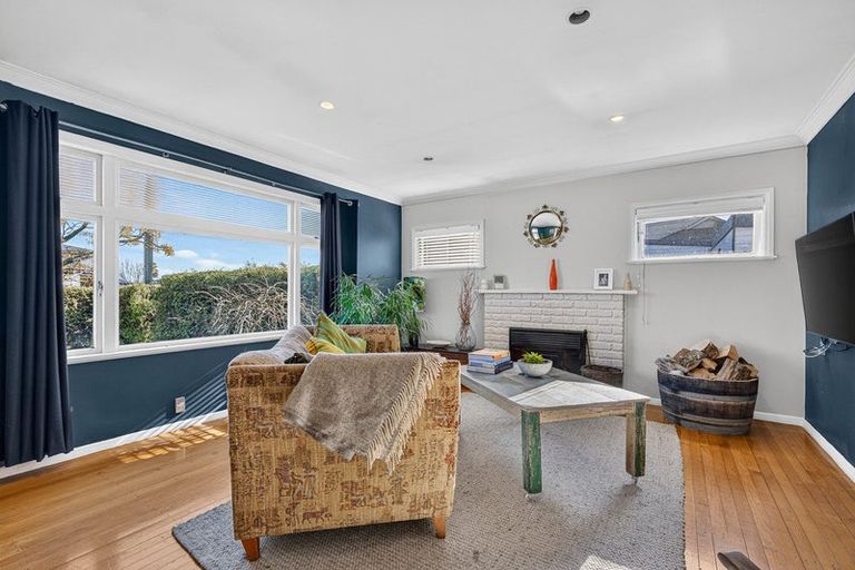 Photo of property in 37 Dublin Street, Martinborough, 5711
