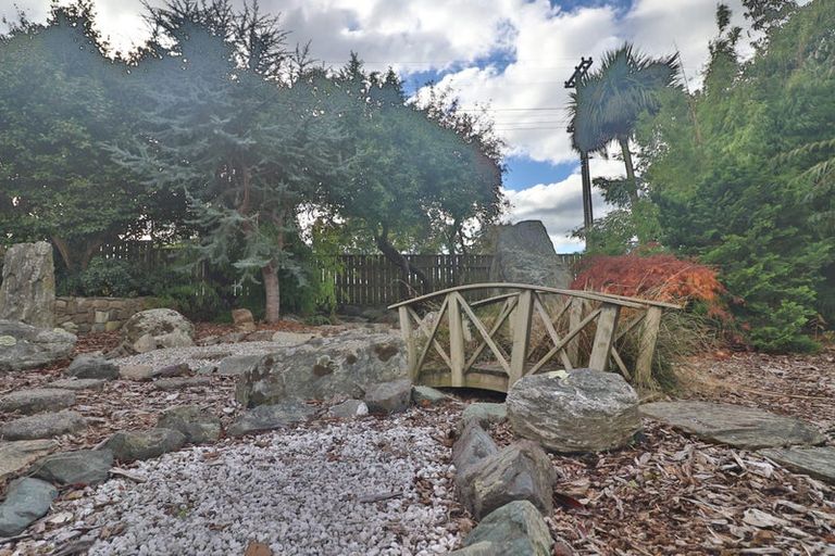 Photo of property in 2 Clyde Street, Gore, 9710