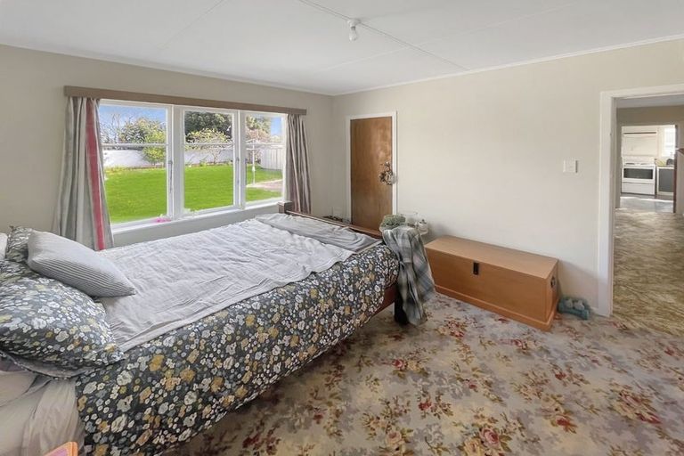 Photo of property in 18 Churchill Avenue, Feilding, 4702
