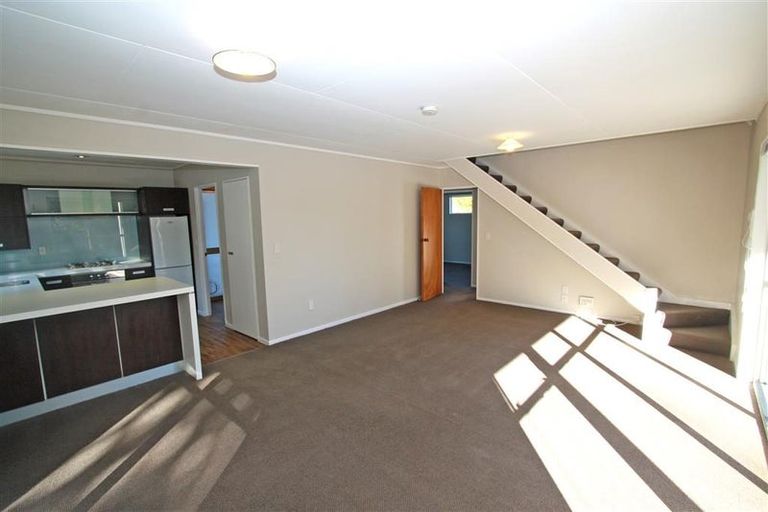 Photo of property in 5 Lombardy Place, Whalers Gate, New Plymouth, 4310