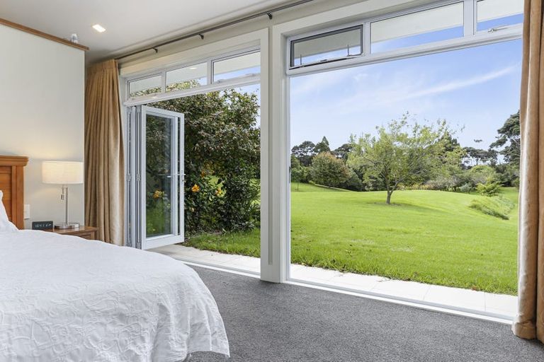 Photo of property in 152k Parker Road, Oratia, Auckland, 0604