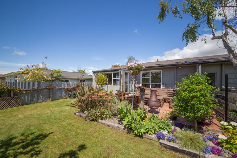 Photo of property in 18 Kaituna Street, Milson, Palmerston North, 4414