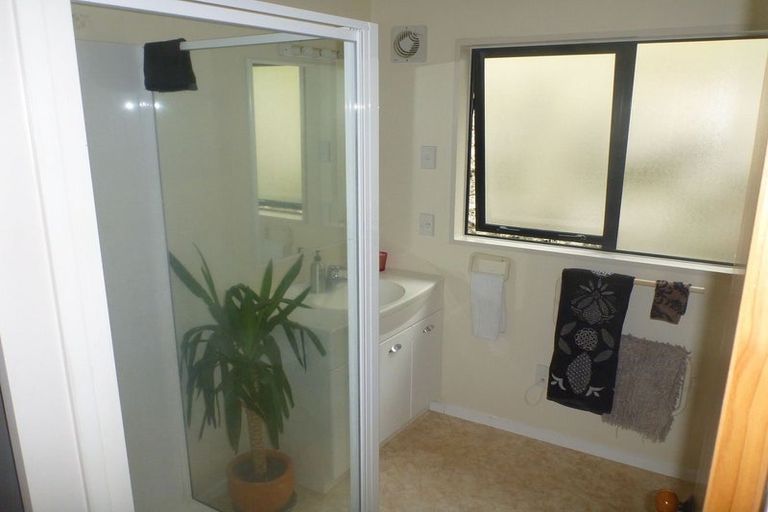 Photo of property in 30 Greenstone Place, Fernhill, Queenstown, 9300