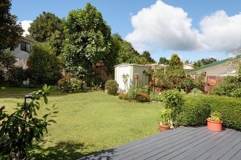 Photo of property in 20 Muir Place, Te Puke, 3119