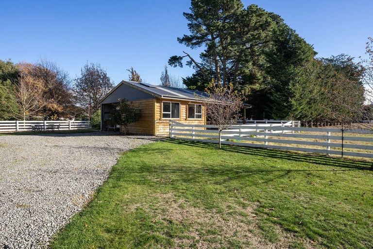 Photo of property in 1195 Hoskyns Road, Kirwee, Christchurch, 7671