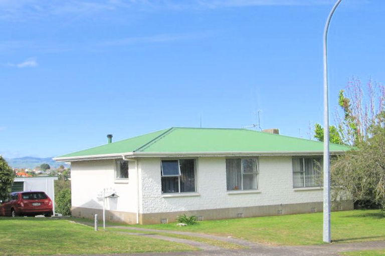 Photo of property in 20 Regent Street, Brookfield, Tauranga, 3110