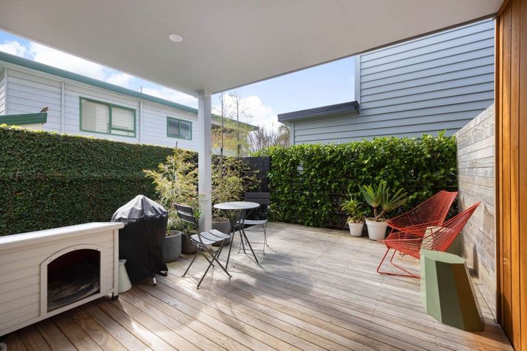 Photo of property in 125c Point Chevalier Road, Point Chevalier, Auckland, 1022