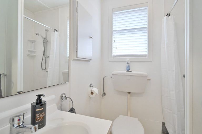 Photo of property in 1007 Saint Aubyn Street East, Parkvale, Hastings, 4122