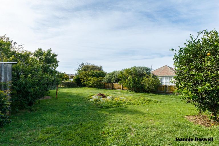 Photo of property in 4 Herrington Street, Foxton, 4814