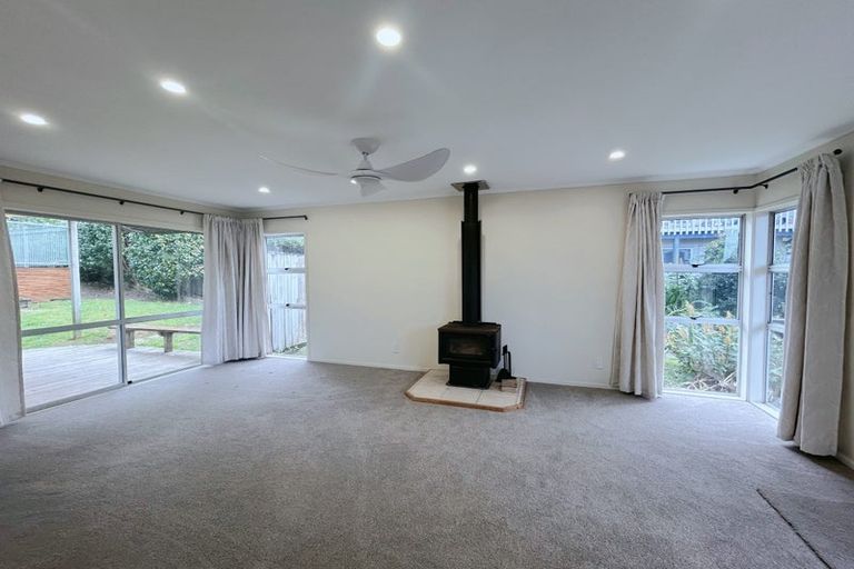 Photo of property in 32 Sapphire Place, Bayview, Auckland, 0629