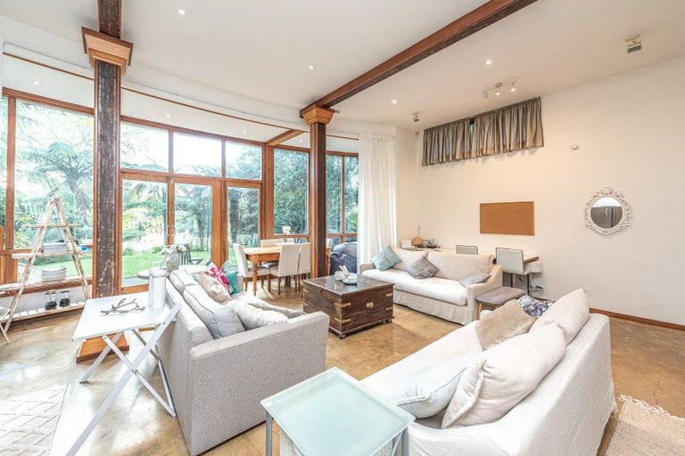 Photo of property in 19 Riverbank Road, Okoia, Whanganui, 4573