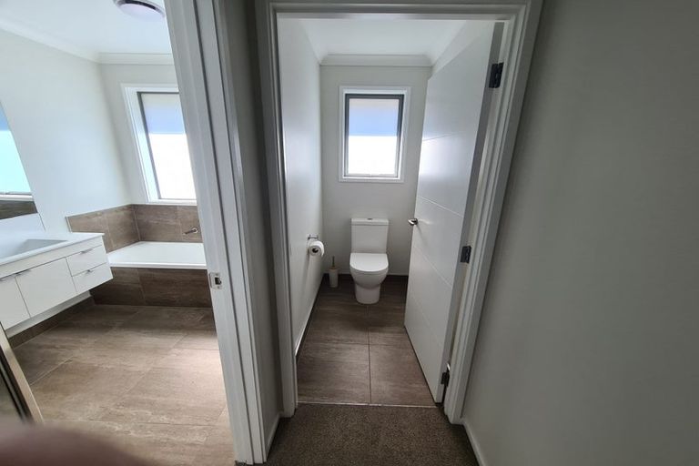 Photo of property in 61 Harding Drive, Papamoa Beach, Papamoa, 3118