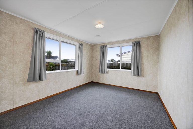 Photo of property in 18 Acourt Street, Hawera, 4610