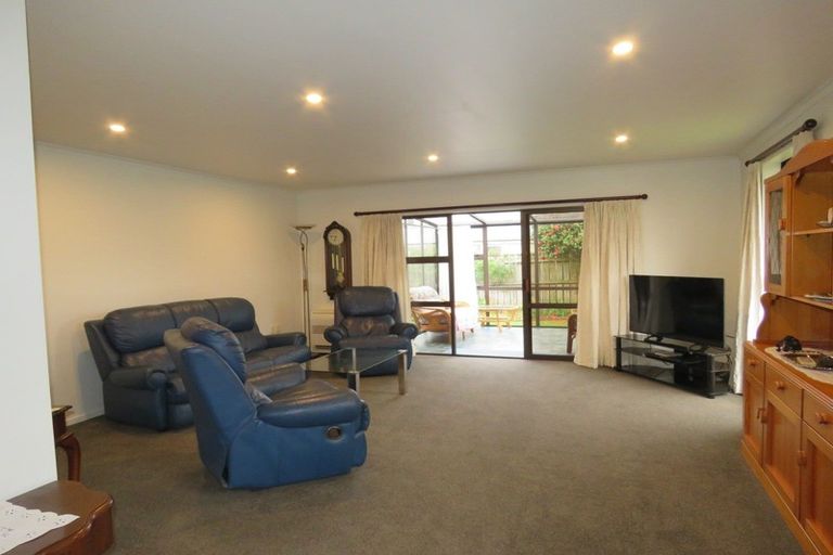 Photo of property in 12 Fonblanque Street, Westport, 7825