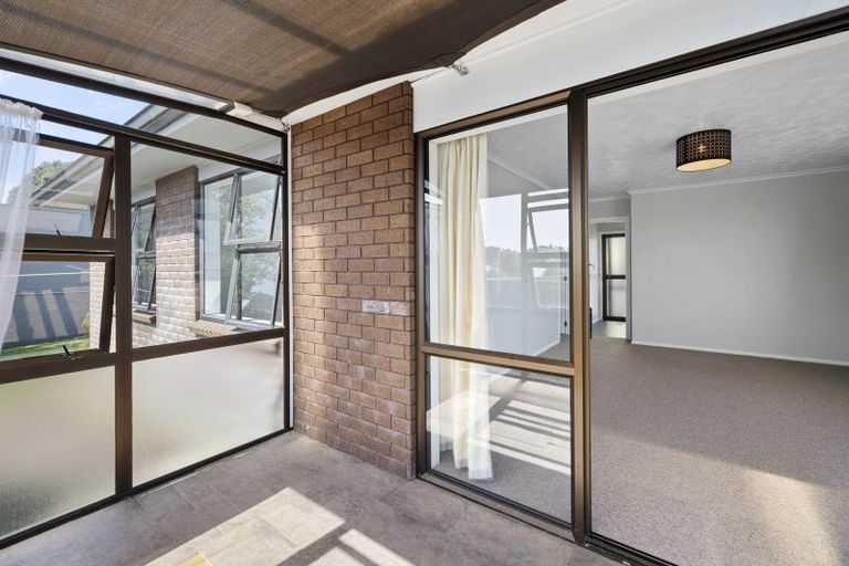 Photo of property in 17 Cutfield Road, New Plymouth, 4310