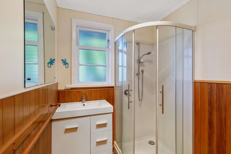 Photo of property in 36 Bowen Street, Levin, 5510