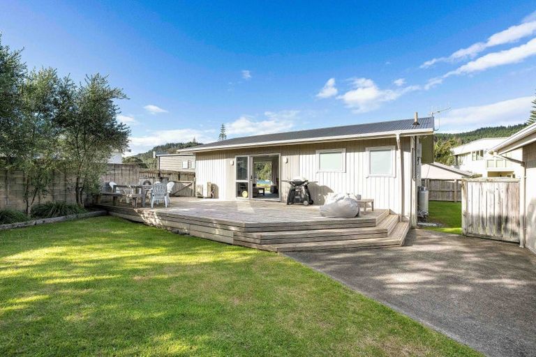 Photo of property in 303b Beach Road, Whangamata, 3620