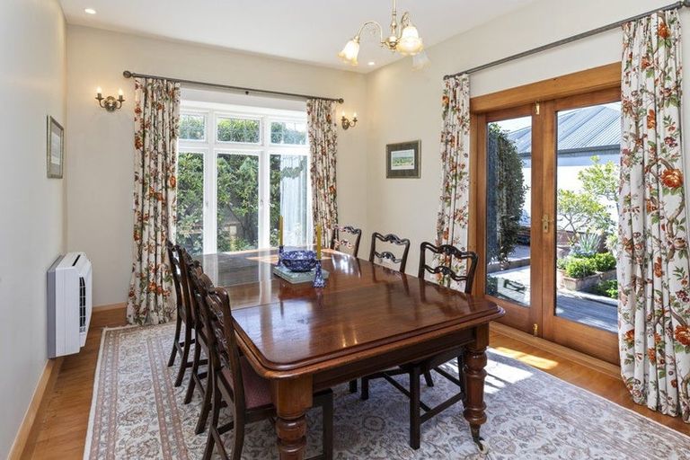 Photo of property in 39 Holly Road, St Albans, Christchurch, 8014