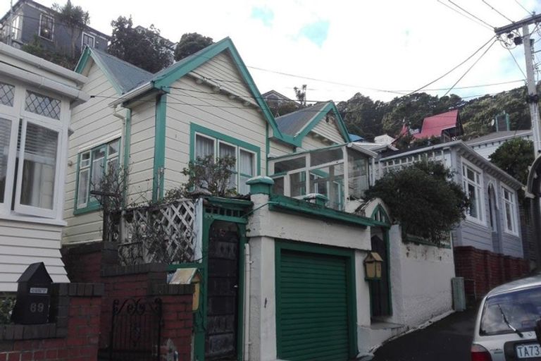 Photo of property in 71 Majoribanks Street, Mount Victoria, Wellington, 6011